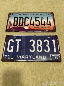 لوحات معدنية للأسماء والعلامات التجارية